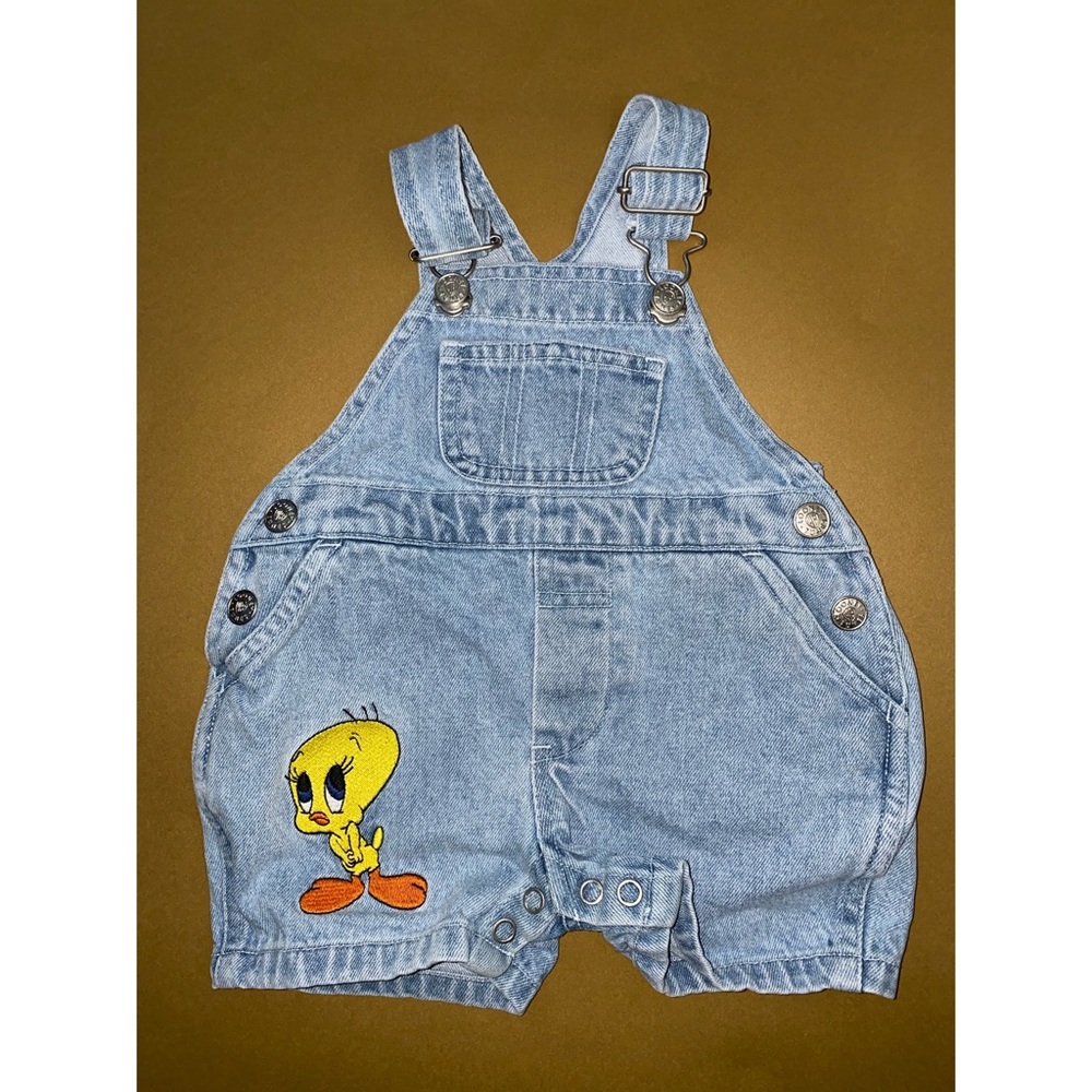 ✨VTG  Tweety 6 Month overall ✨